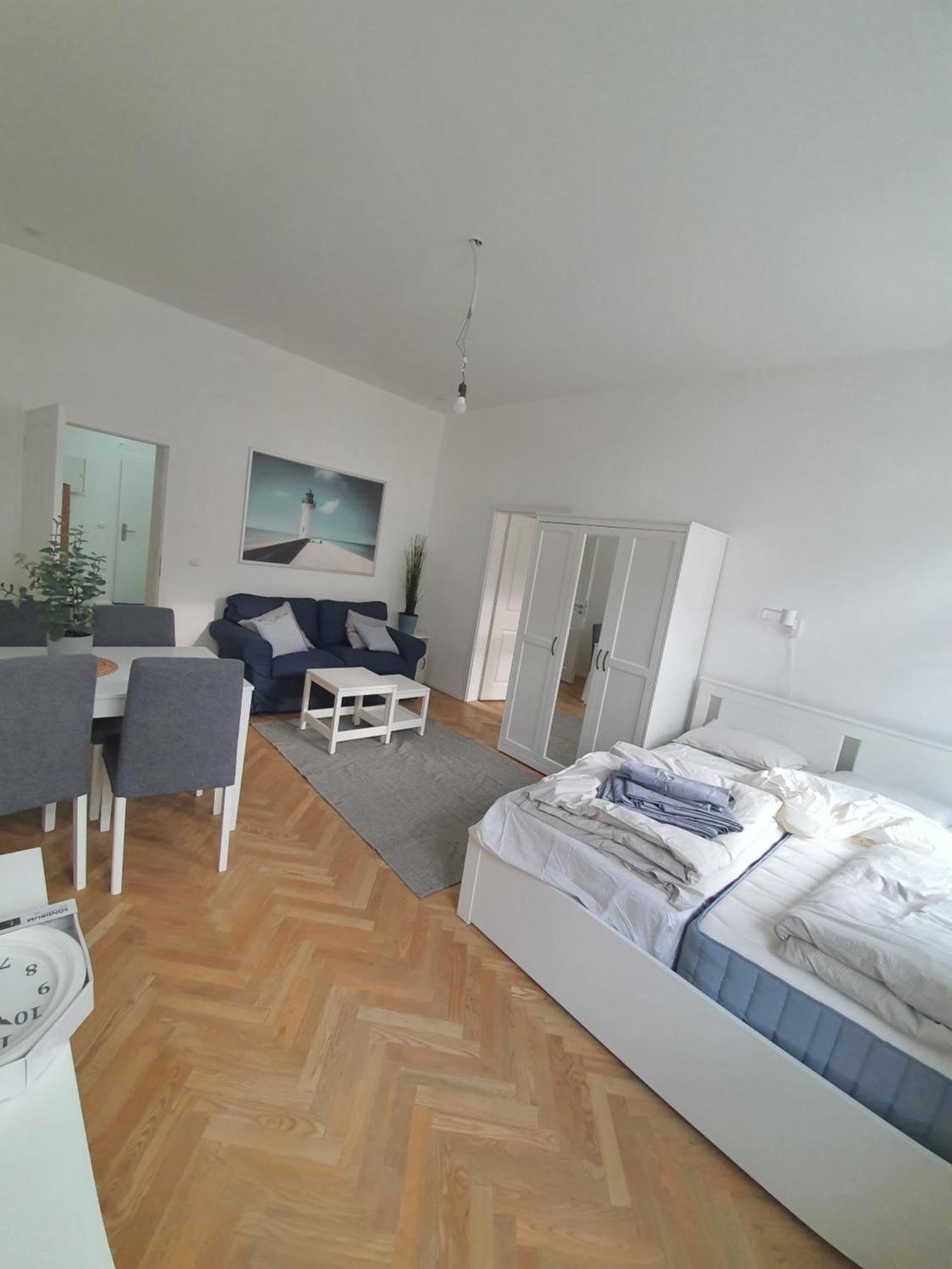 Bright And Quiet Apartments, Just 10 Minutes To U4, U6 And Schoenbrunn Palace Apartment