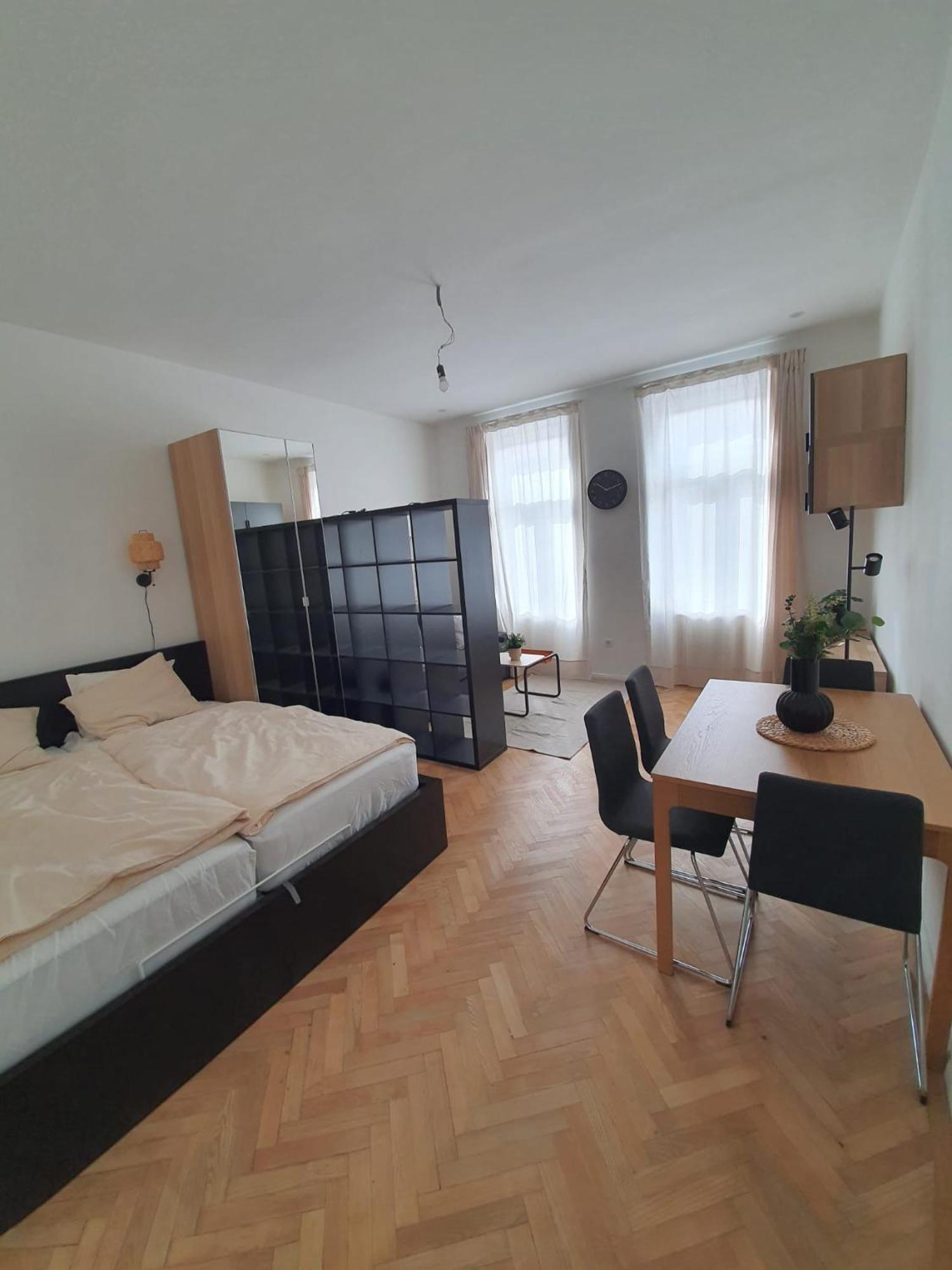 Apartment Bright And Quiet Apartments, Just 10 Minutes To U4, U6 And Schoenbrunn Palace