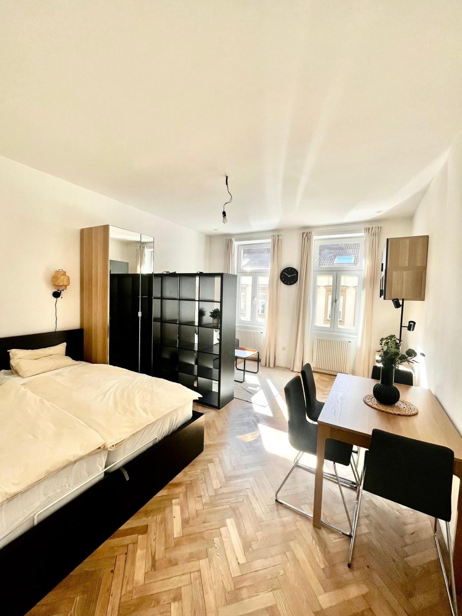 Bright And Quiet Apartments, Just 10 Minutes To U4, U6 And Schoenbrunn Palace * Wien
